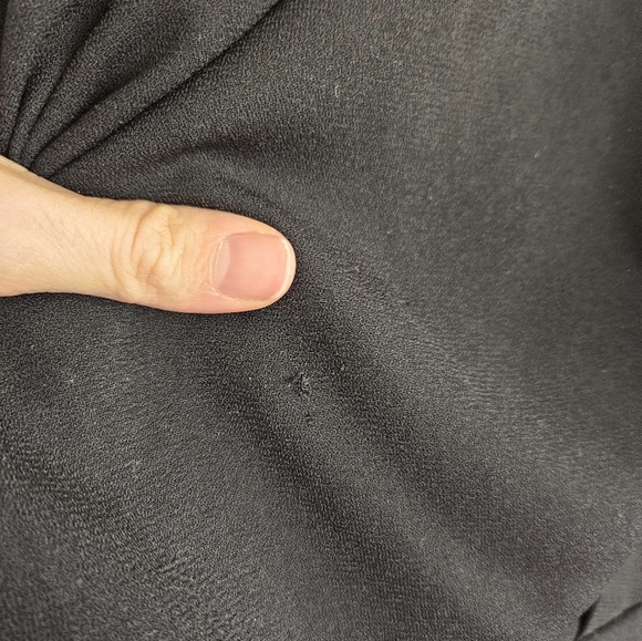 Romper with lace back - Picture 2 of 5